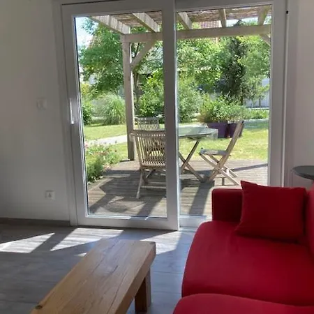 Au Jardin Appartement *