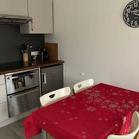 Au Jardin Apartment *